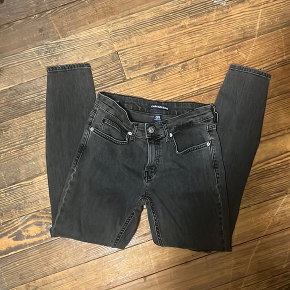 Calvin Klein Jeans CKJ 011 Distressed Soft Black Skinny Jeans Size 26 - Picture 1 of 6